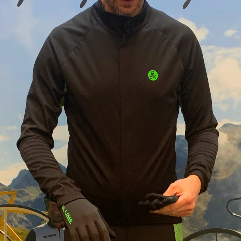 Tall & Chain Softshell Cycling Jacket + Free Gloves! - Image 3
